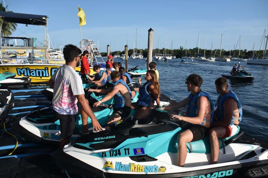 Miami: Jet Ski and Parasail - More Than Jet Ski: Parasailing and Flyboarding Turns