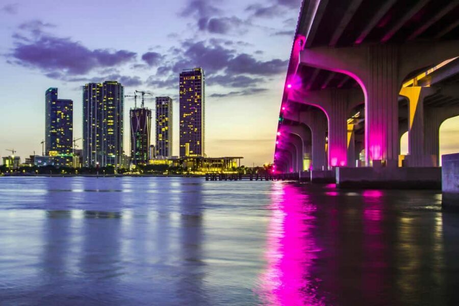 Miami Night two Hour Cruise with Open Bar & Skyline Views - Key highlights worth your time